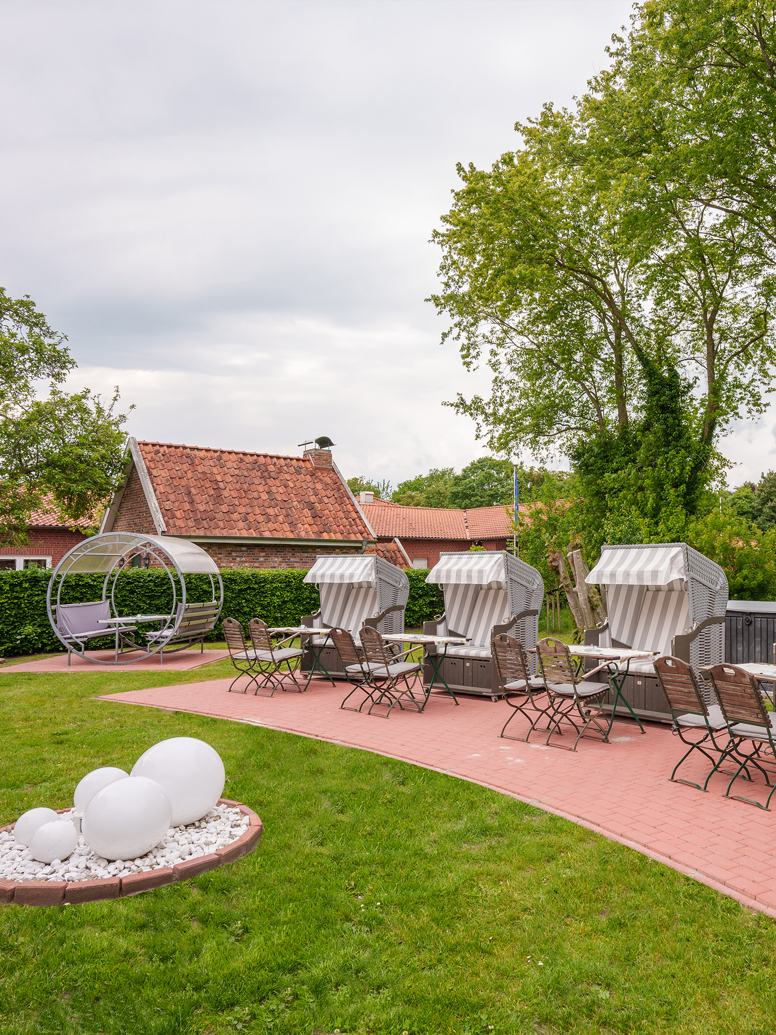 Landgasthof Hengstforder Mühle - Rasenterrasse